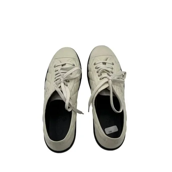 CHANEL Caviar Quilted CC Sneakers in Dark White – Size 40